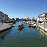 Flamingo's House - Beautiful View Over The Canal