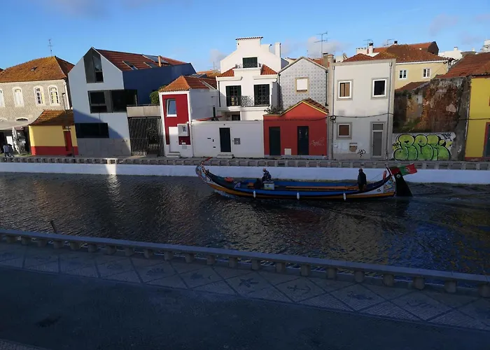 Flamingo's House - Beautiful View Over The Canal Lejlighed Aveiro